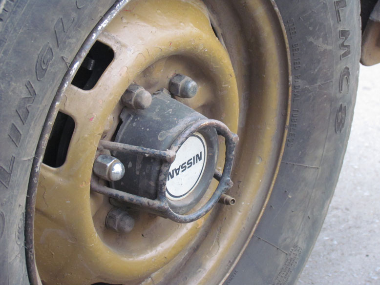 detalle afroicano para que no te roben los embellecedores